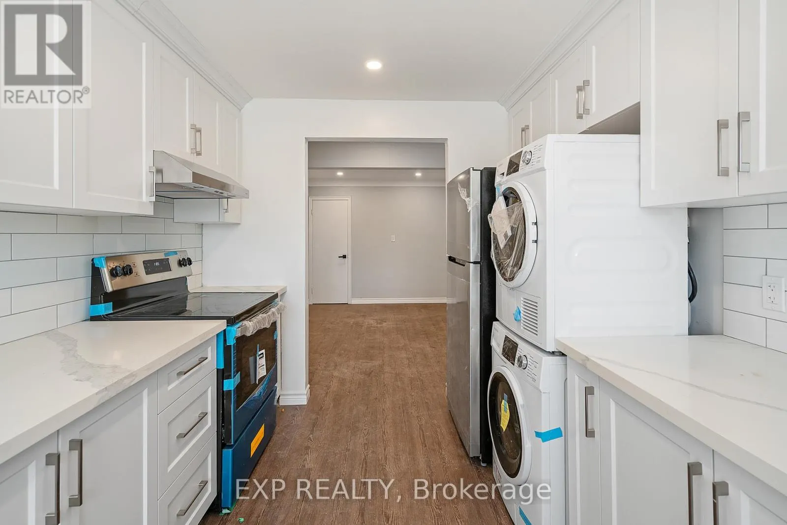 2 - 44 METCALFE STREET, #2