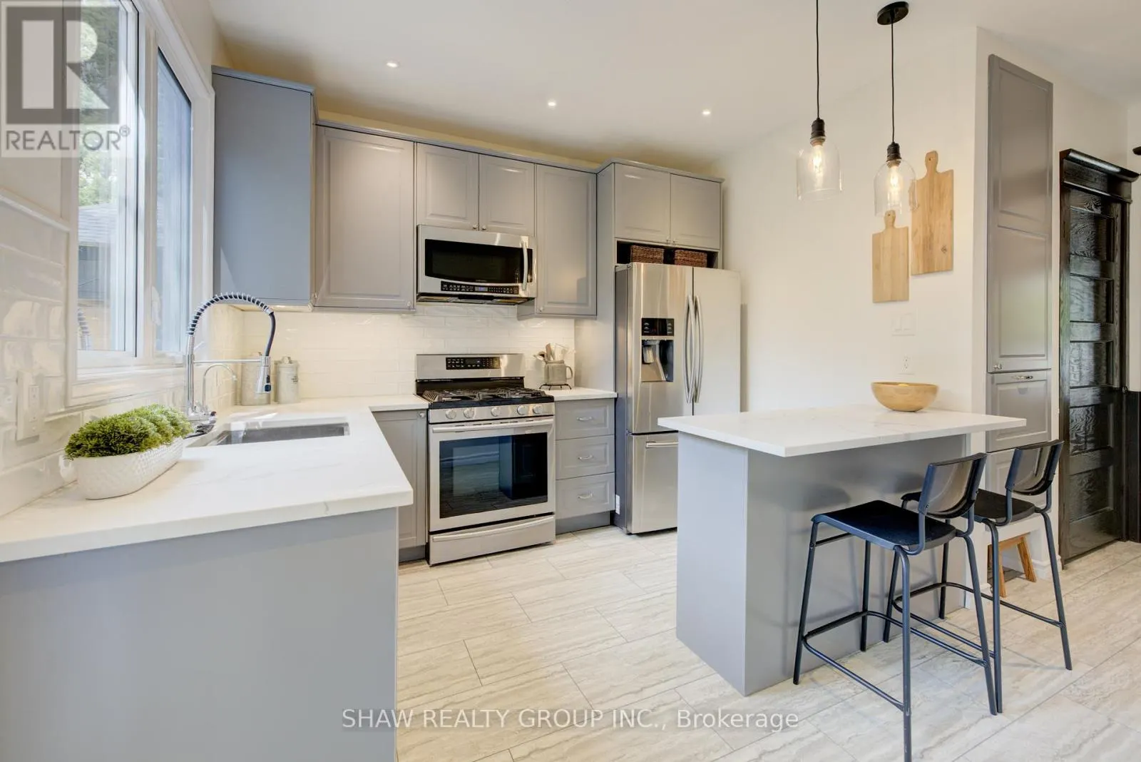 178 GUELPH AVENUE
