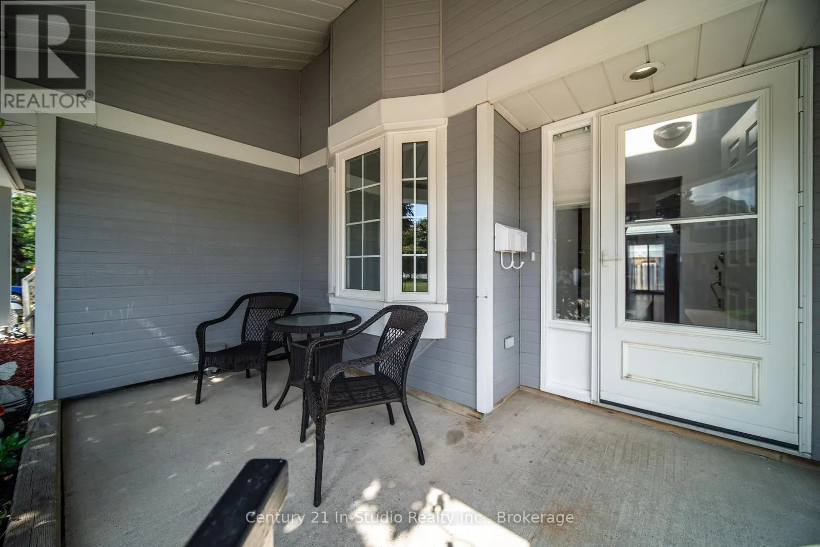 UNIT 14 - 874 ARLINGTON STREET, #Unit 14