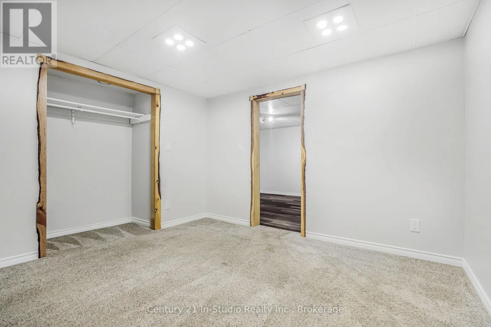 UNIT 14 - 874 ARLINGTON STREET, #Unit 14