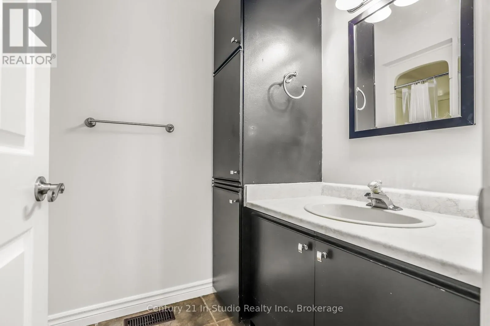 UNIT 14 - 874 ARLINGTON STREET, #Unit 14