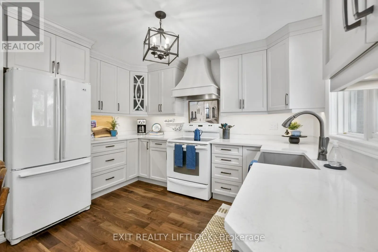 1373 HETHERINGTON DRIVE