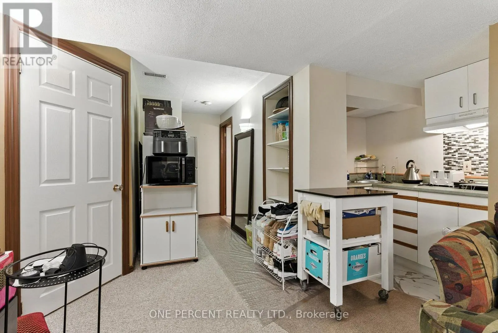 59 WOODFORD WAY