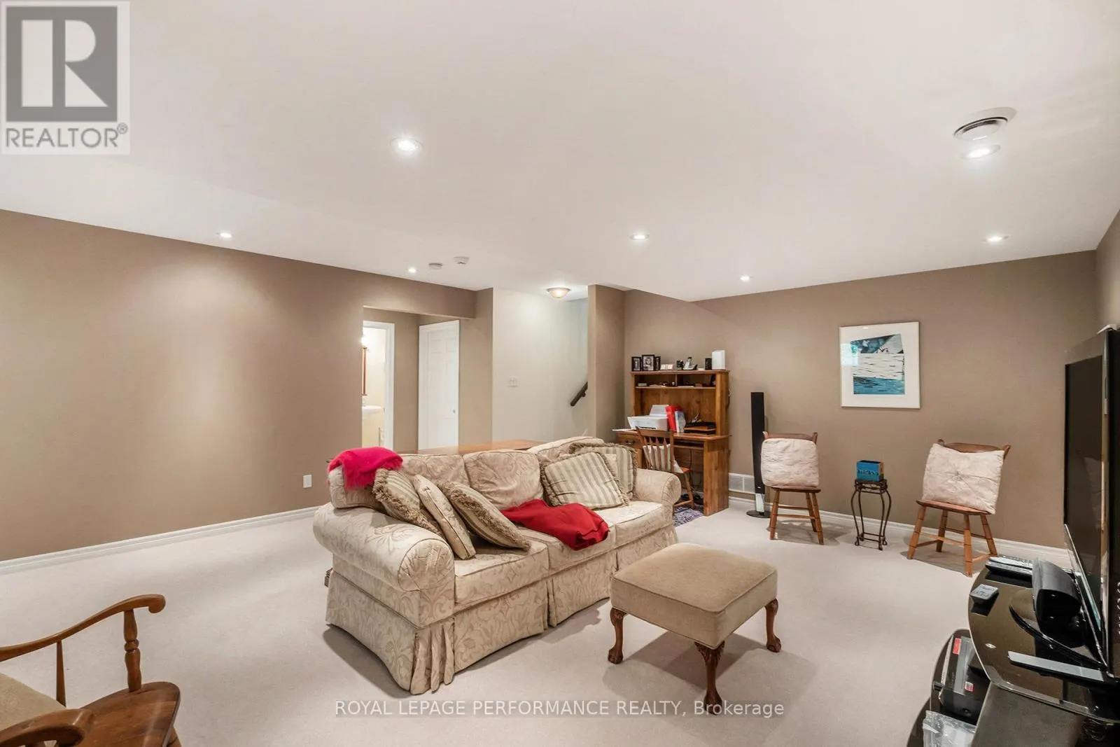 414 STATEWOOD DRIVE