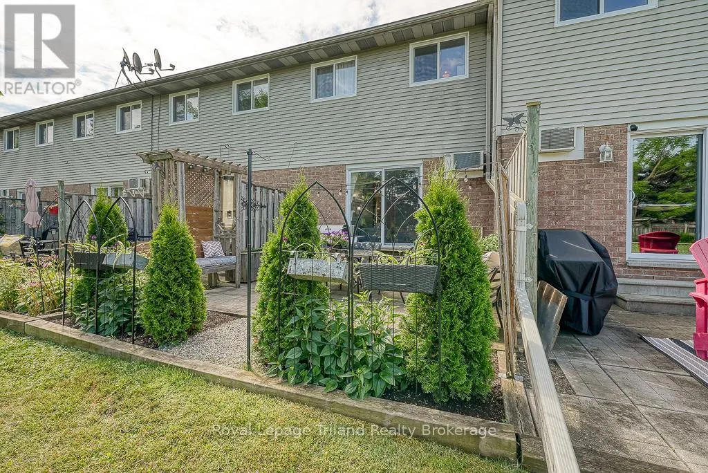 14 - 10 DUFFERIN STREET, #14