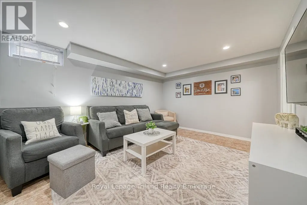 14 - 10 DUFFERIN STREET, #14