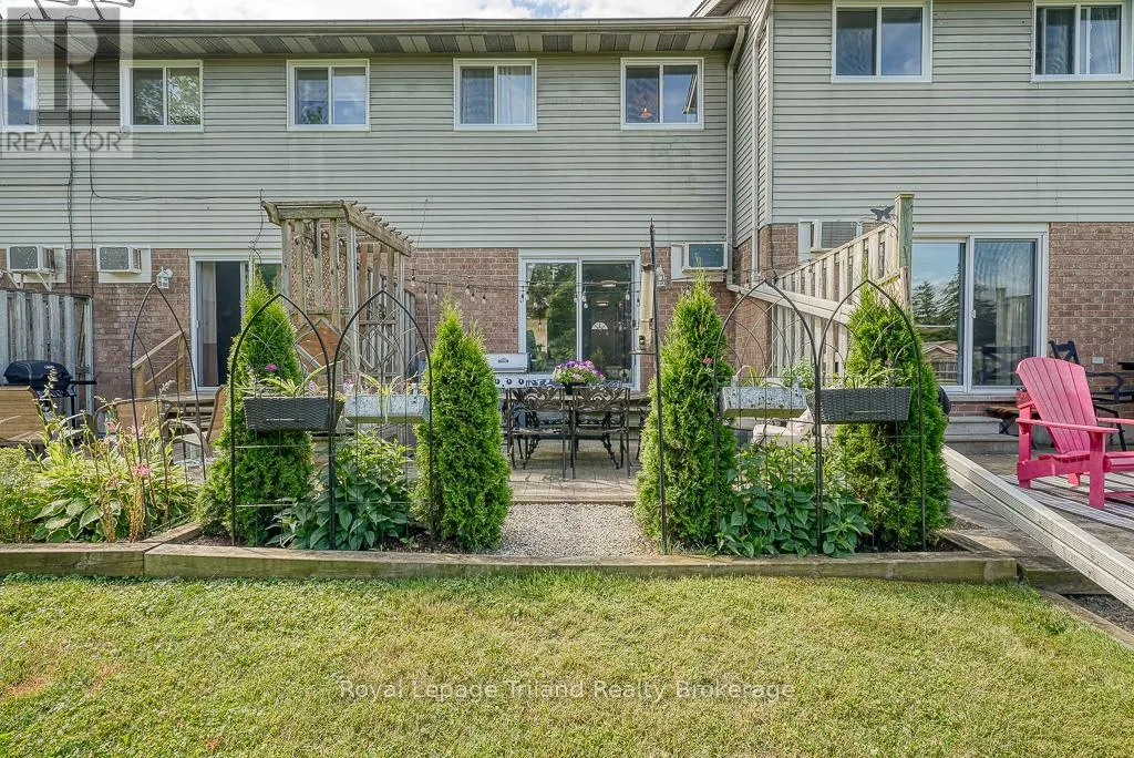 14 - 10 DUFFERIN STREET, #14