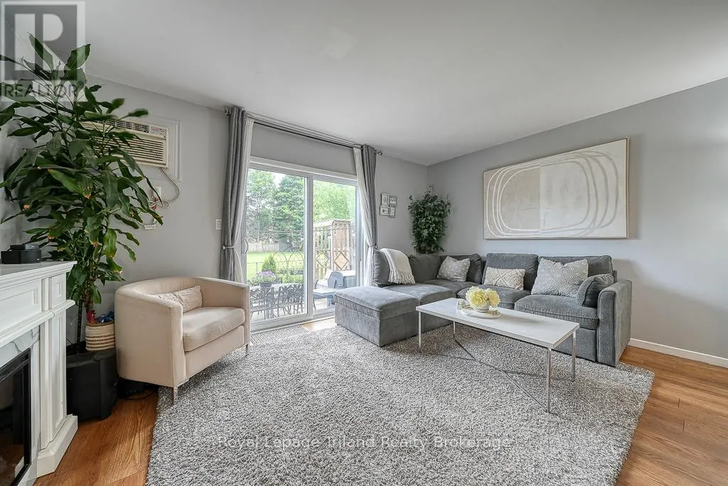 14 - 10 DUFFERIN STREET, #14
