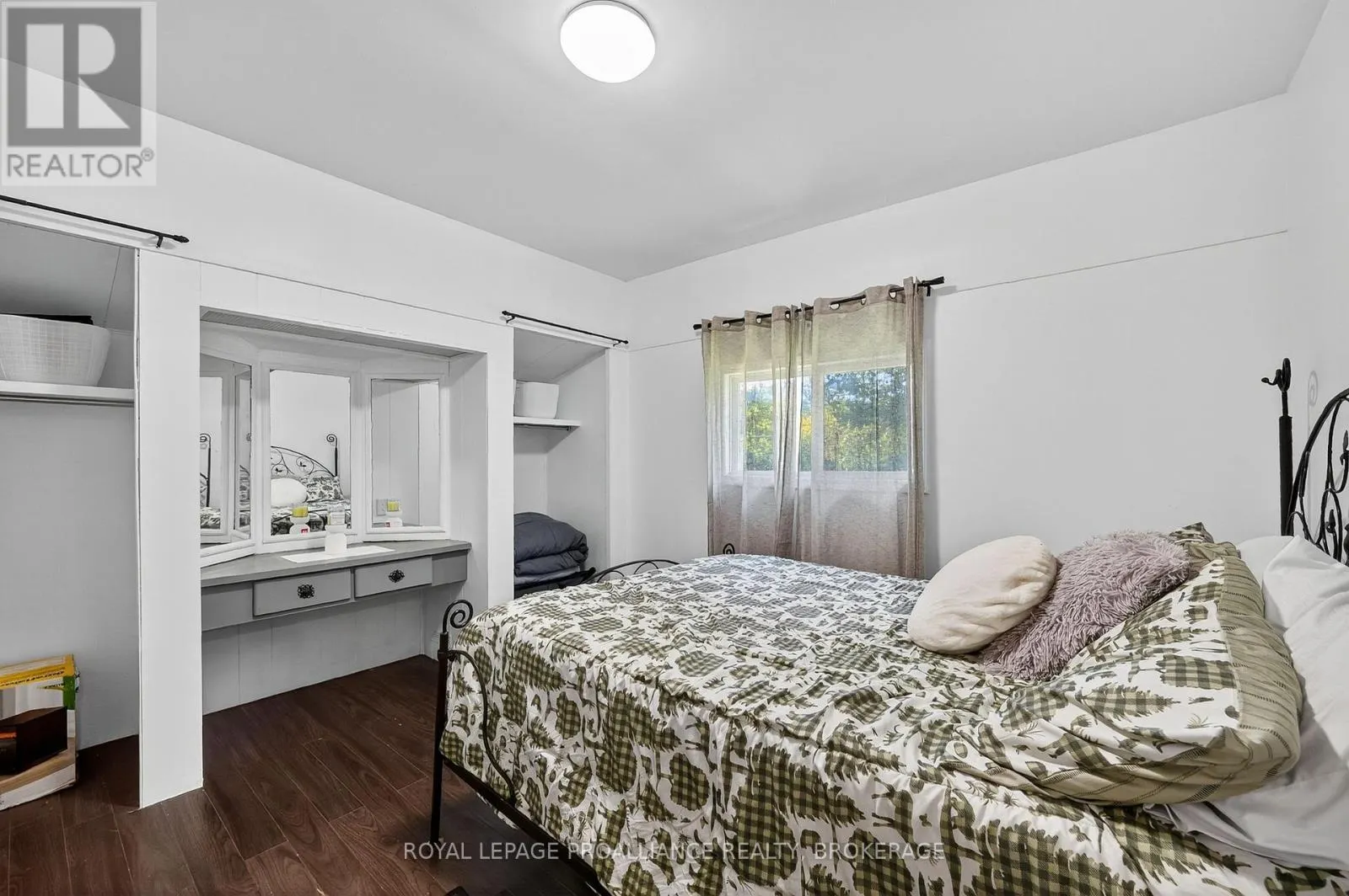 225 JOHNSON BAY LANE