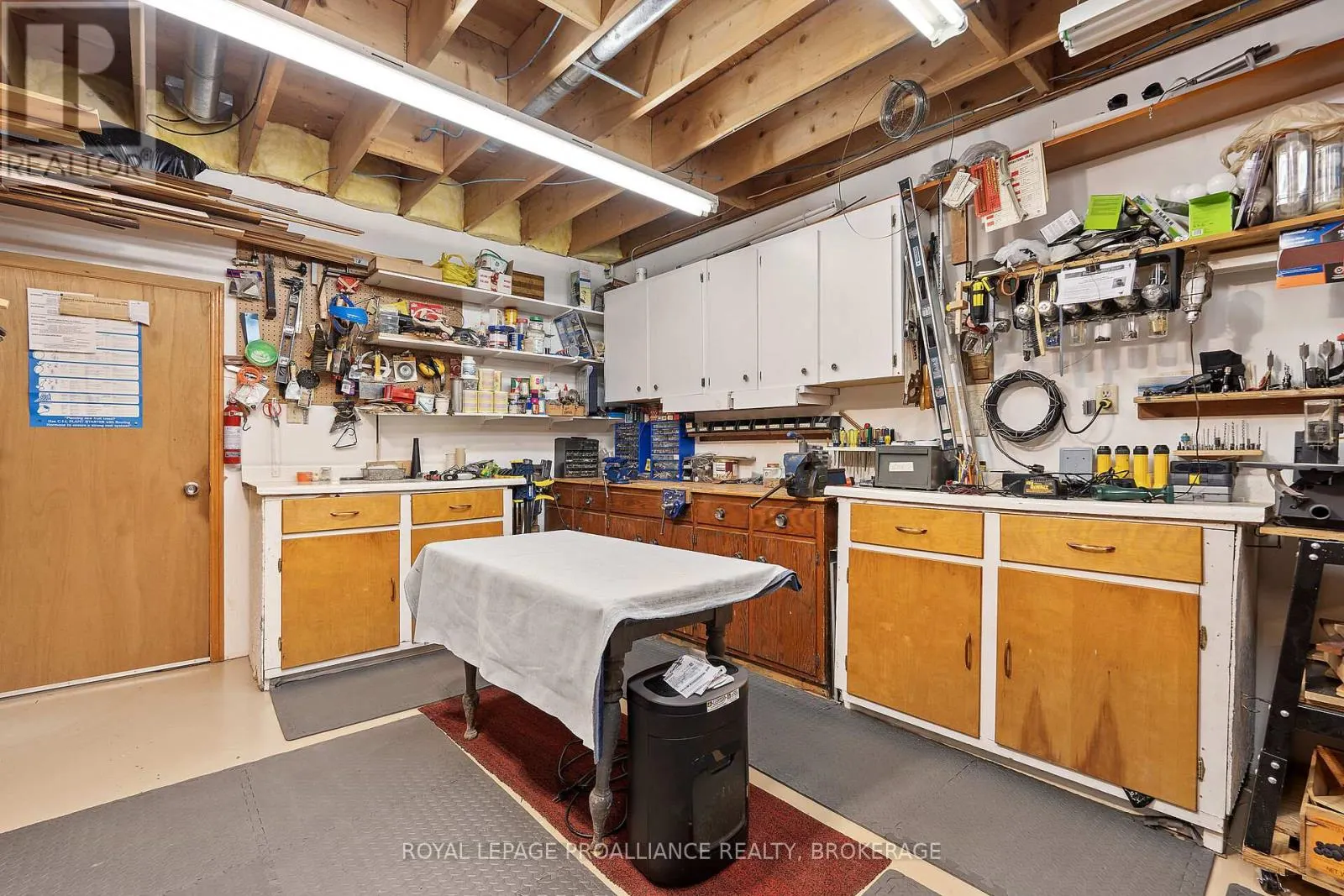 536 BRAESIDE CRESCENT