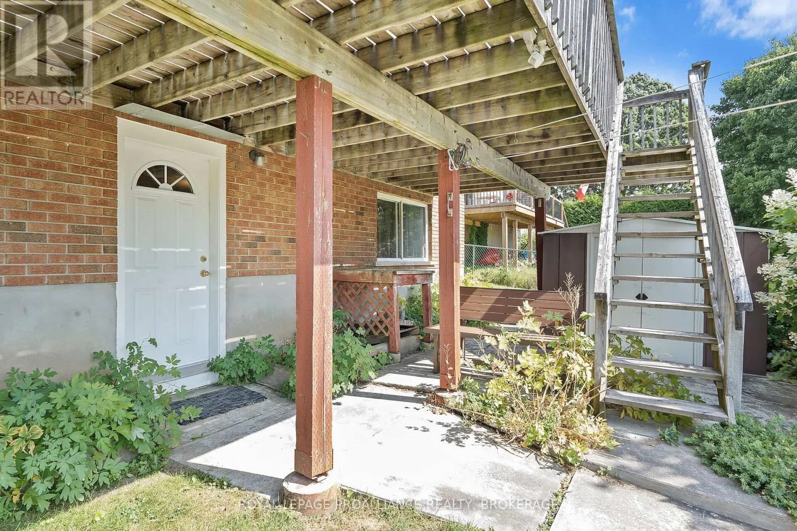 536 BRAESIDE CRESCENT