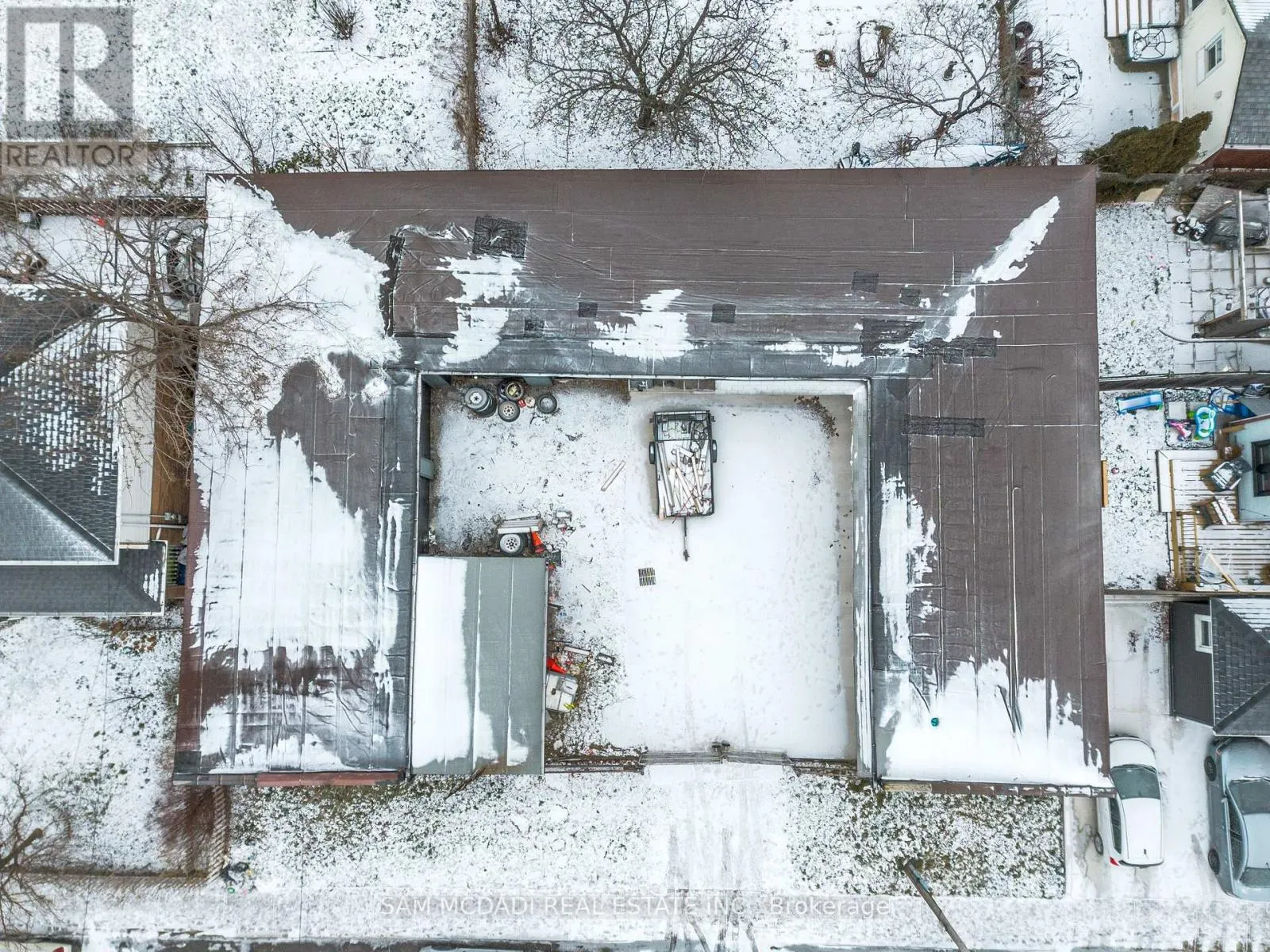 107 ROBERT STREET