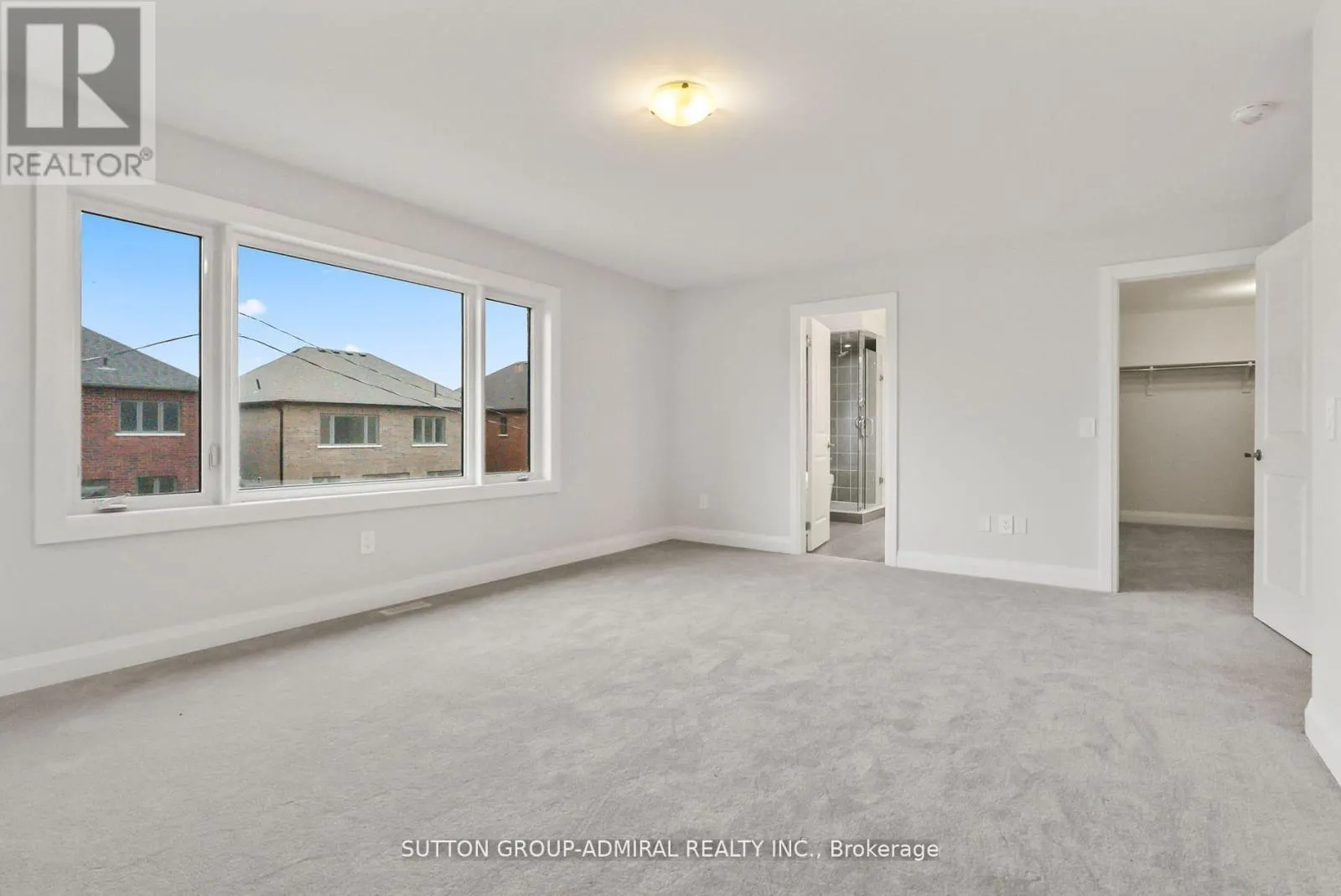 32 MCKAY AVENUE