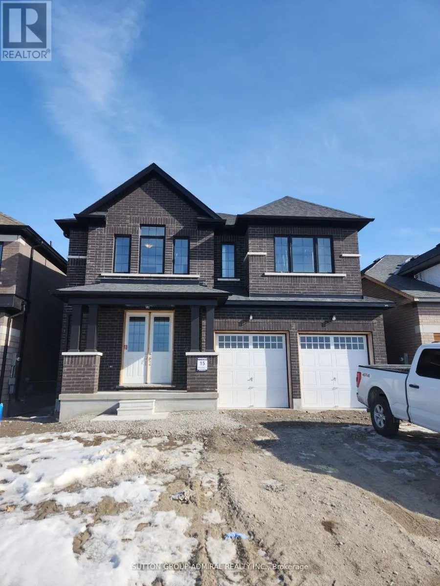 32 MCKAY AVENUE