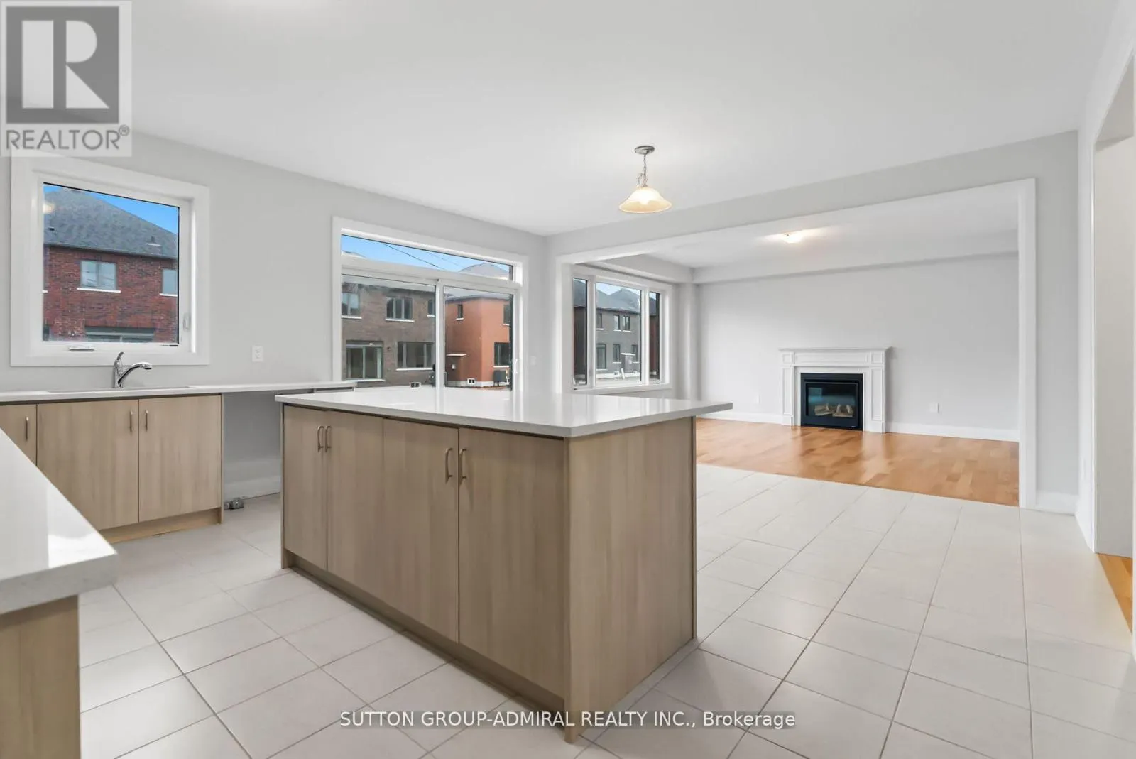 32 MCKAY AVENUE