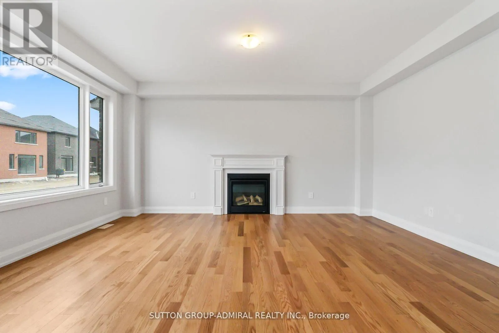 32 MCKAY AVENUE