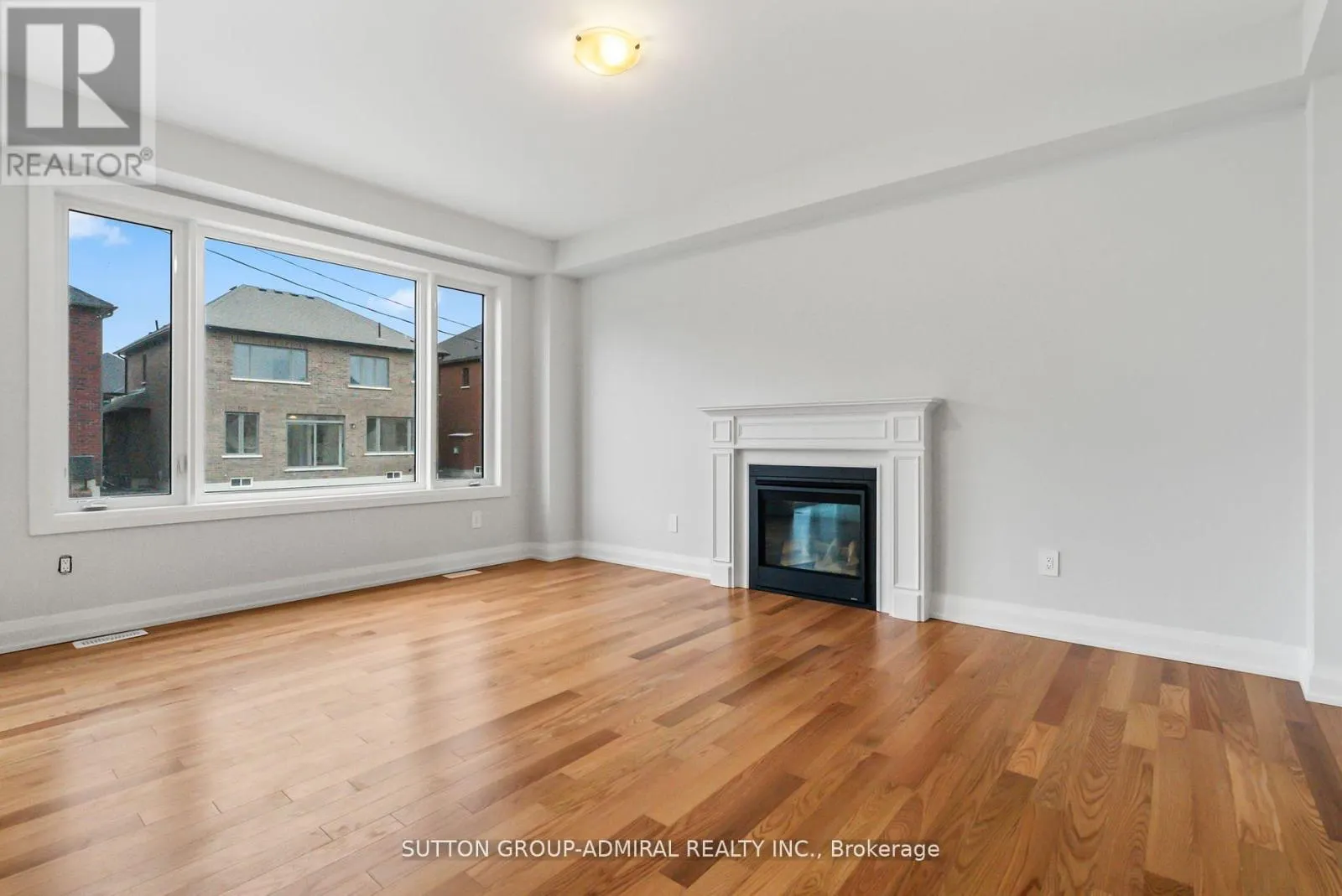 32 MCKAY AVENUE