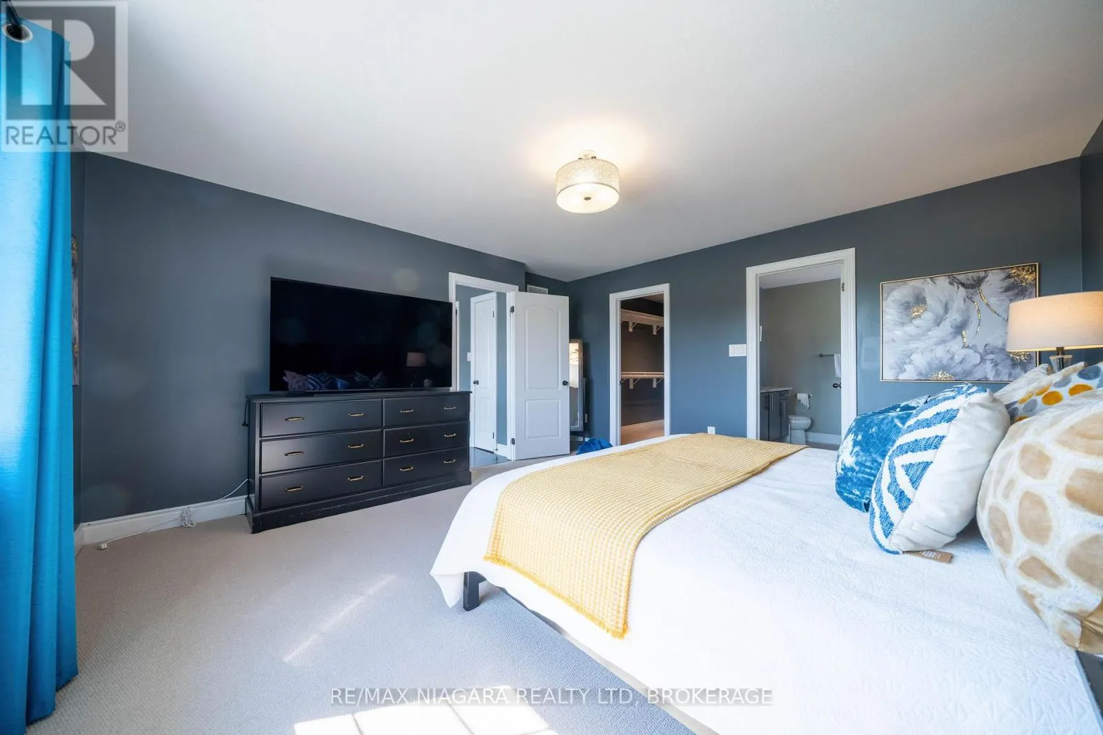 8285 ELDERBERRY DRIVE