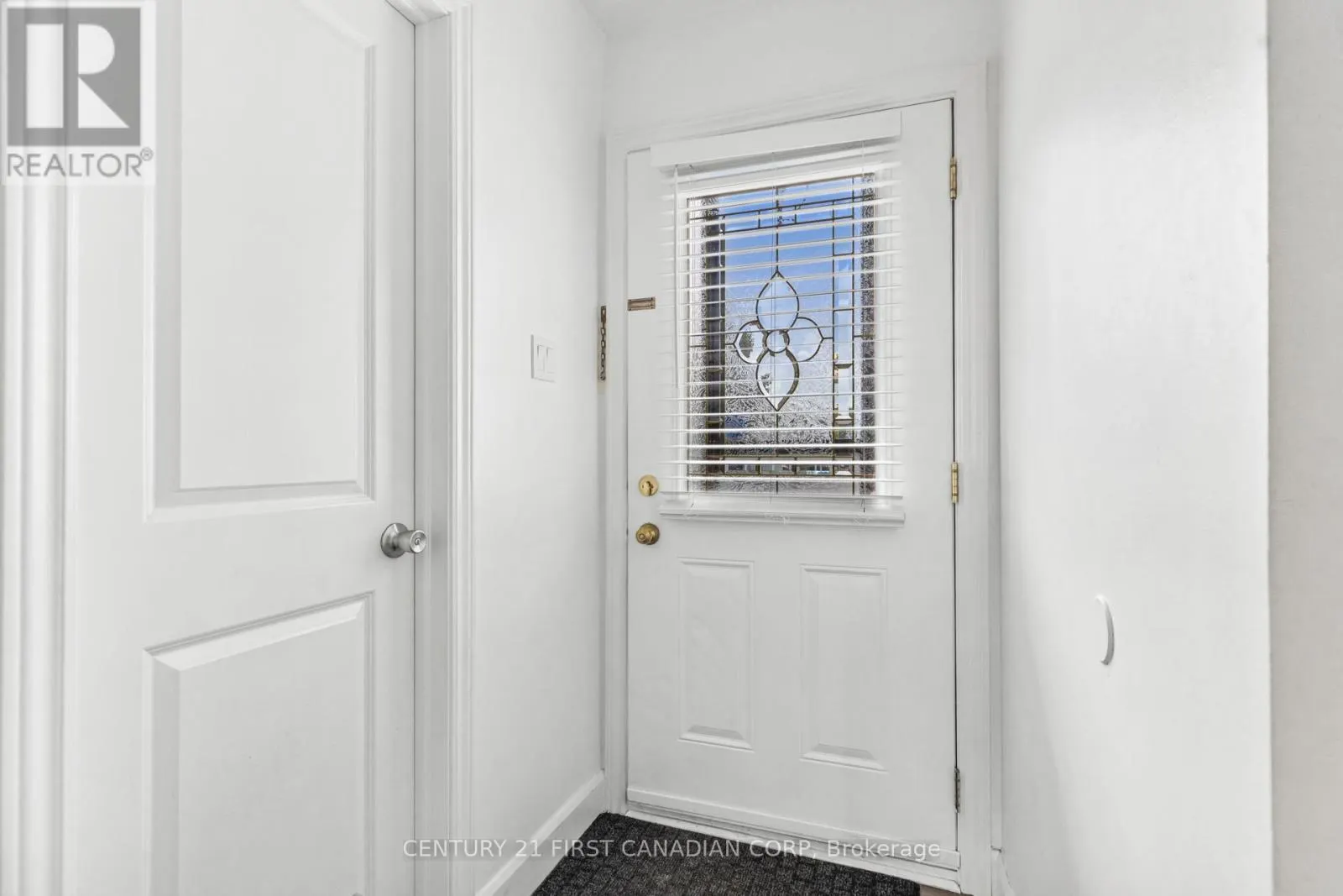 54 - 1318 HIGHBURY AVENUE, #54