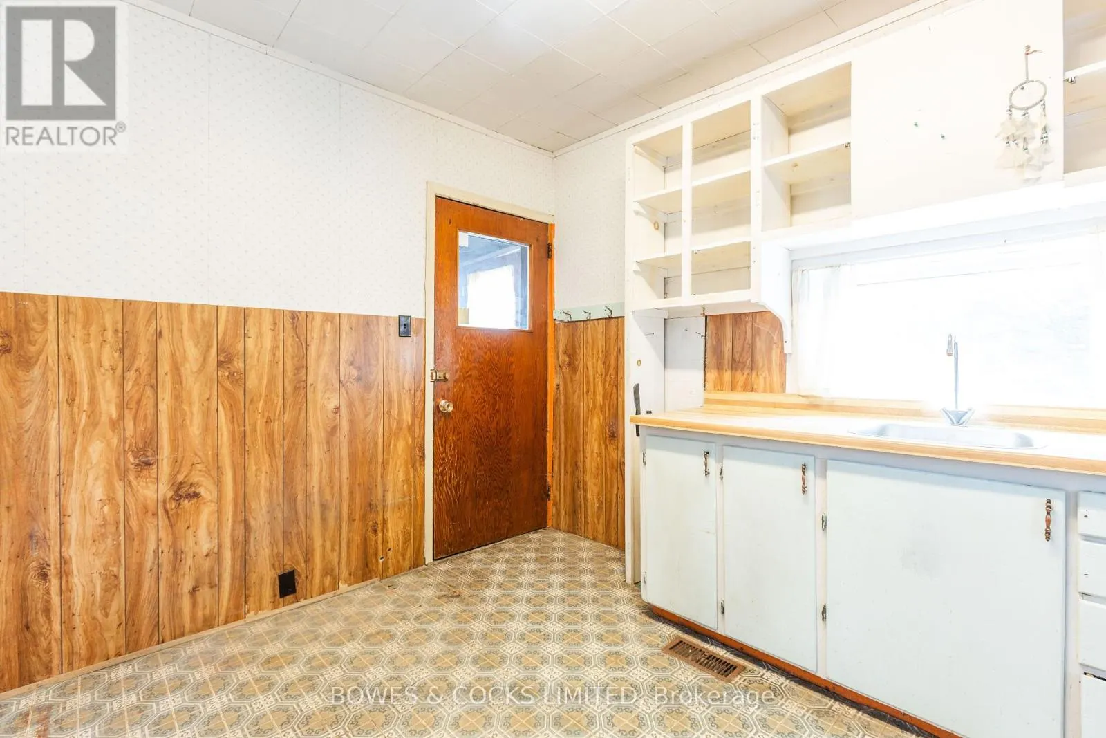 19 JAKEMAN STREET