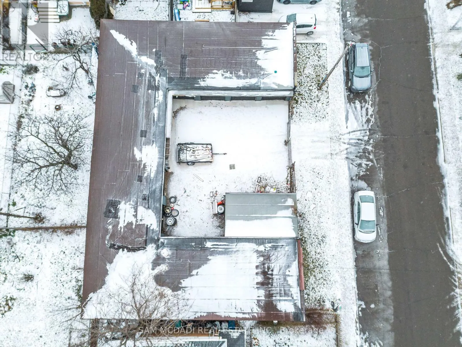 107 ROBERT STREET