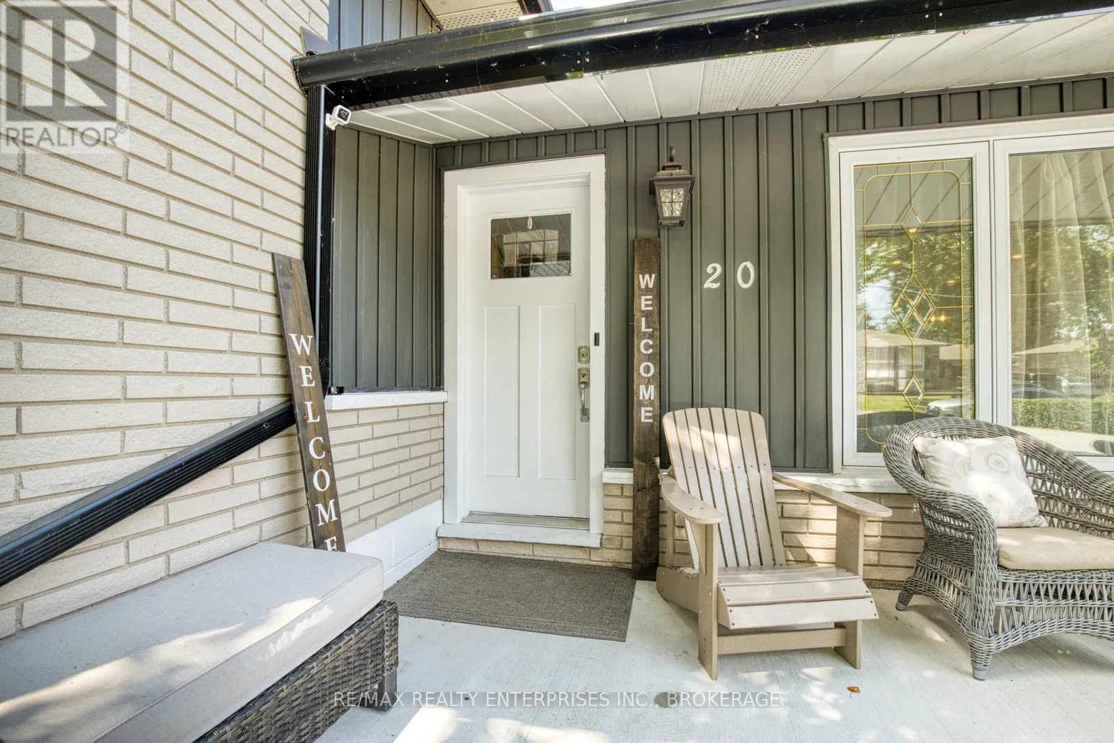20 KAREN CRESCENT