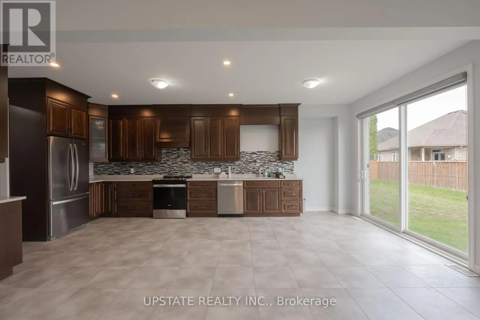 127 SUSAN DRIVE