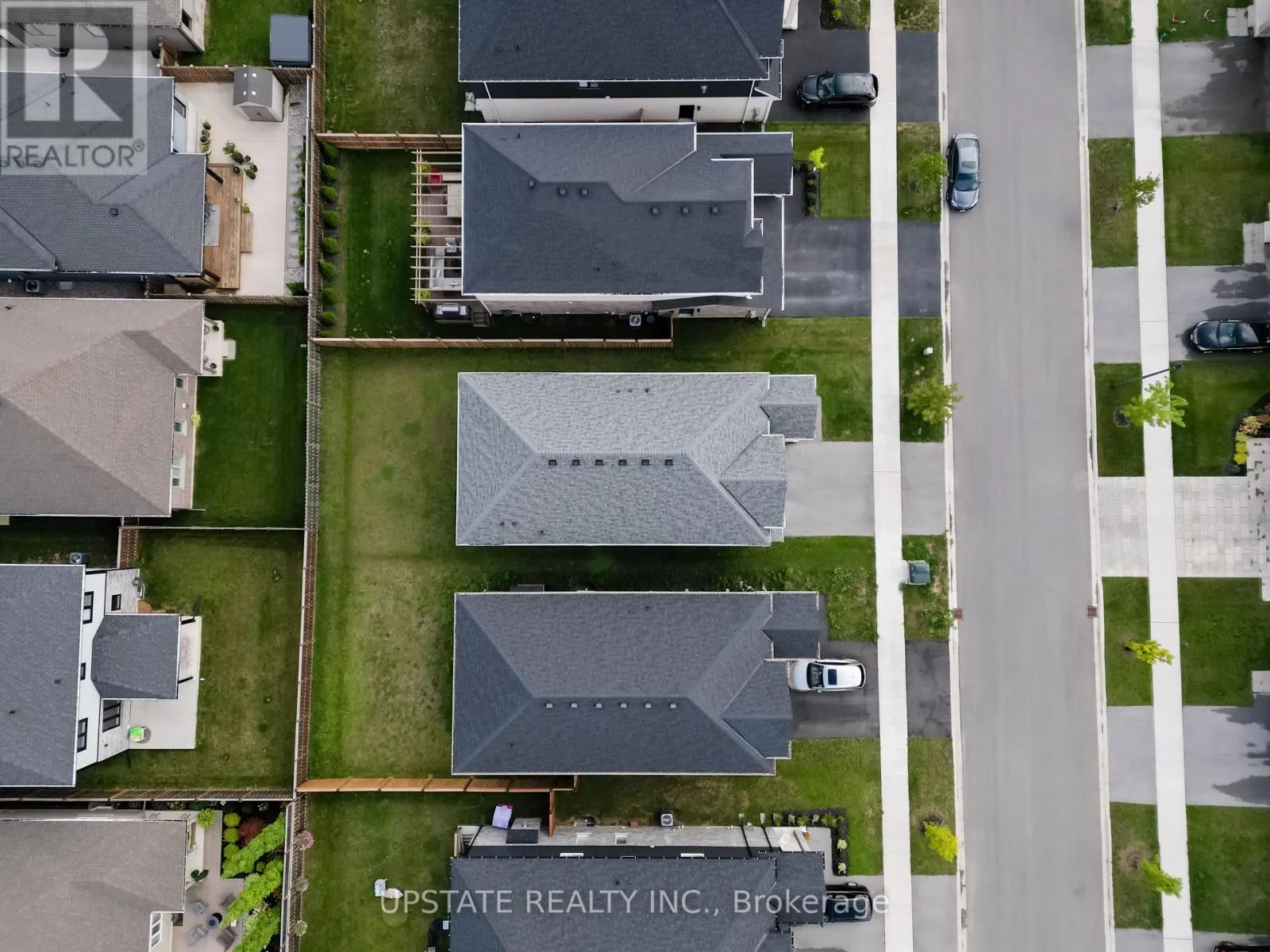 127 SUSAN DRIVE