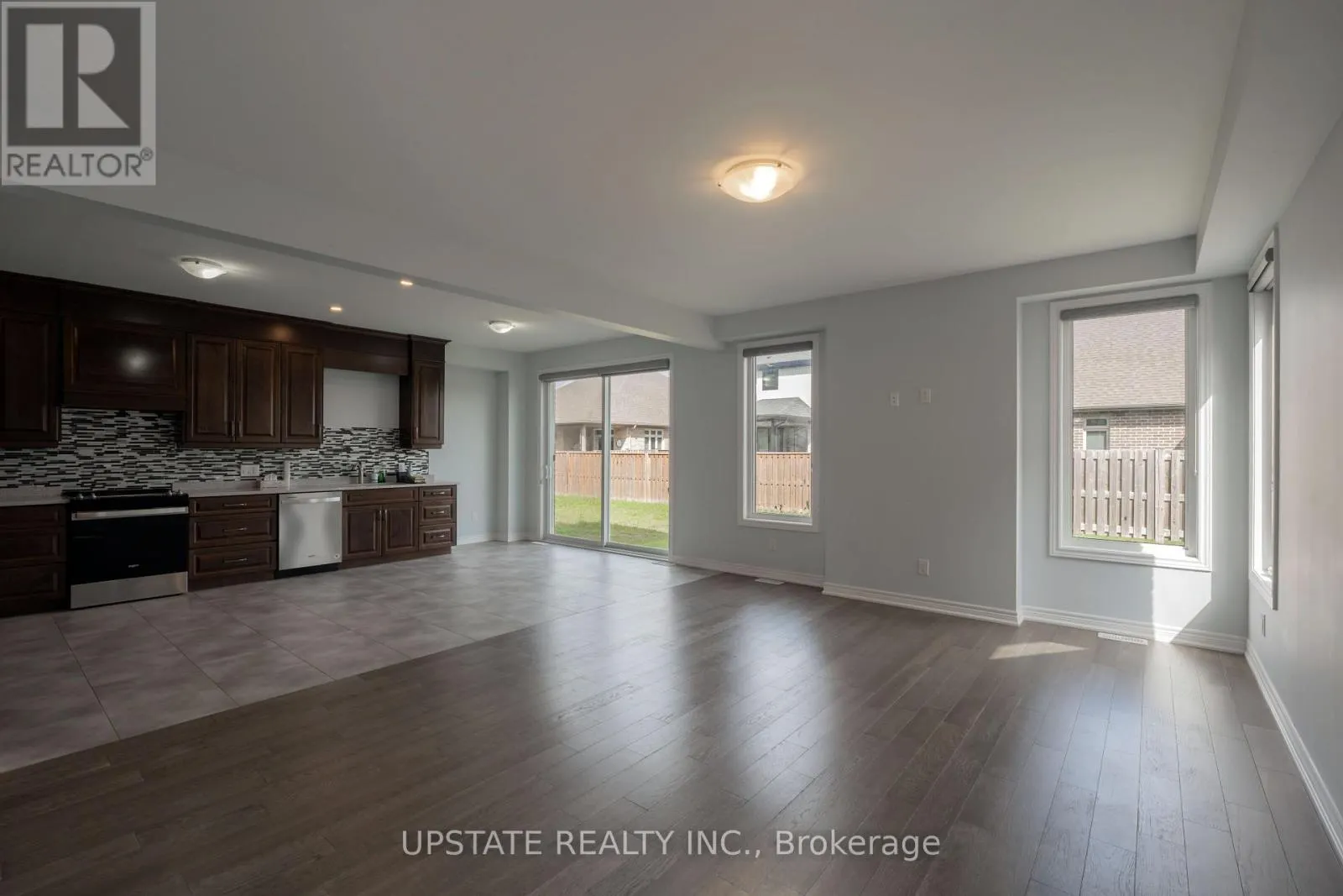 127 SUSAN DRIVE