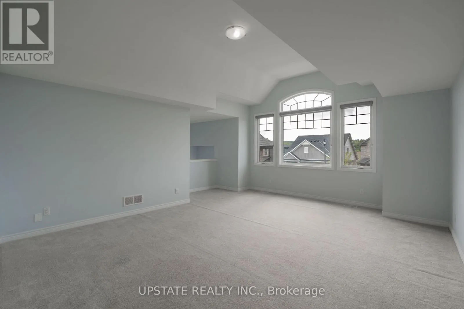 127 SUSAN DRIVE