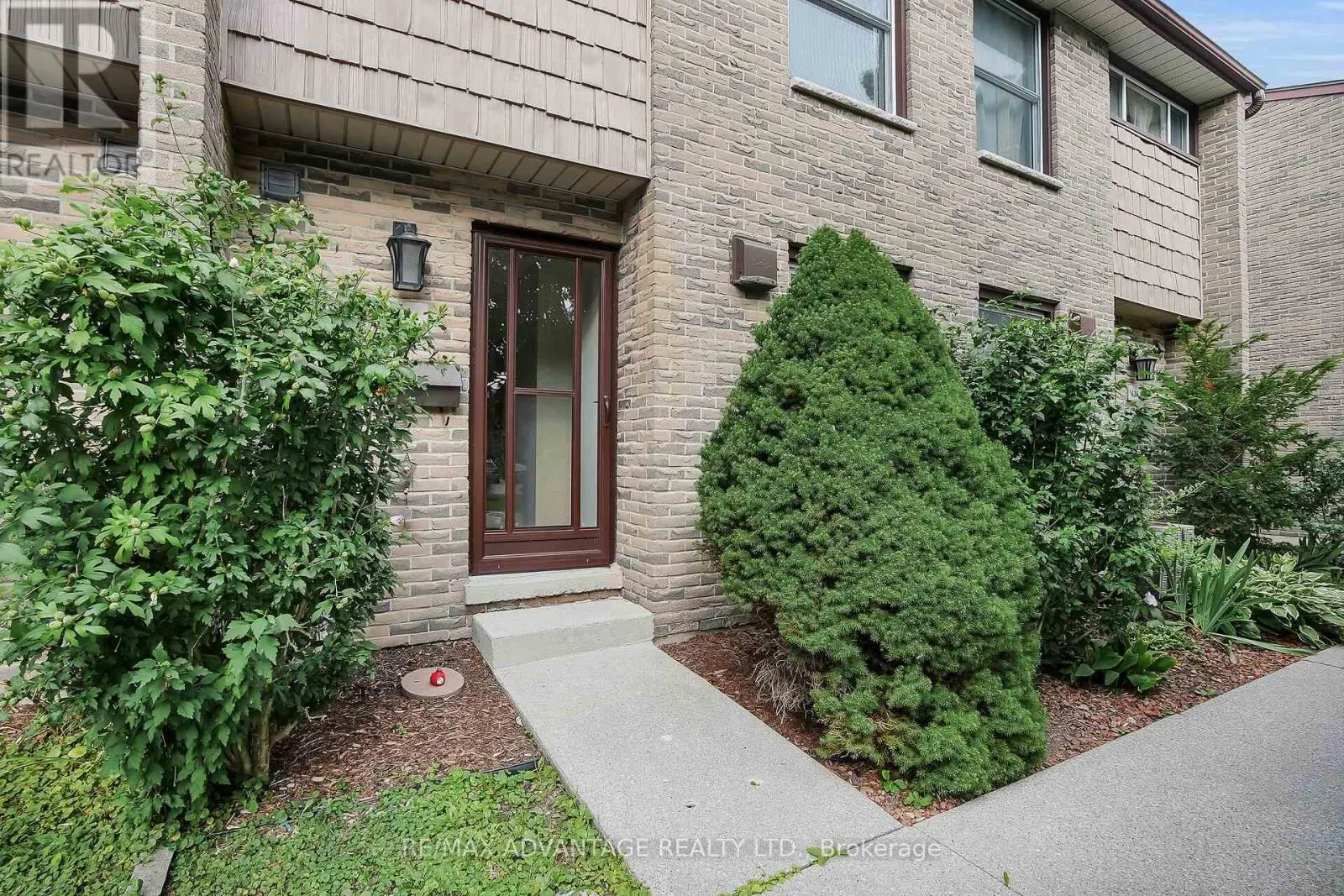 60 - 634 WONDERLAND ROAD S, #60