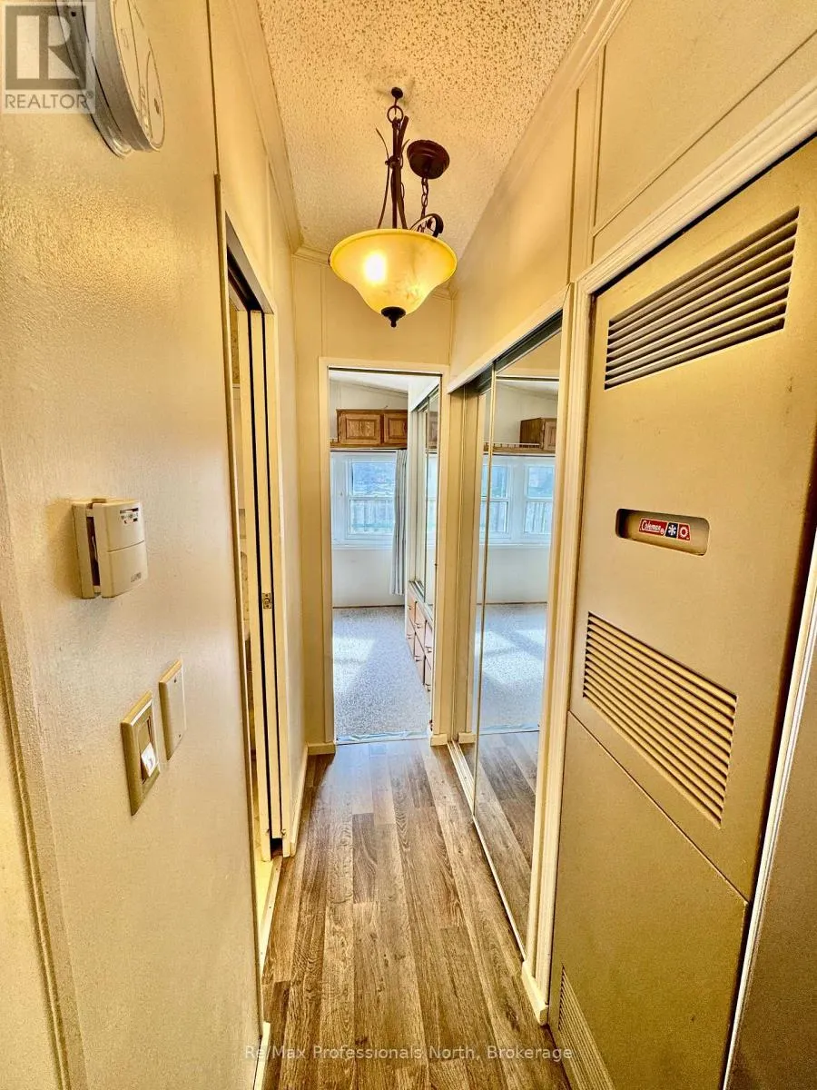 62 - 1007 RACOON ROAD, #62