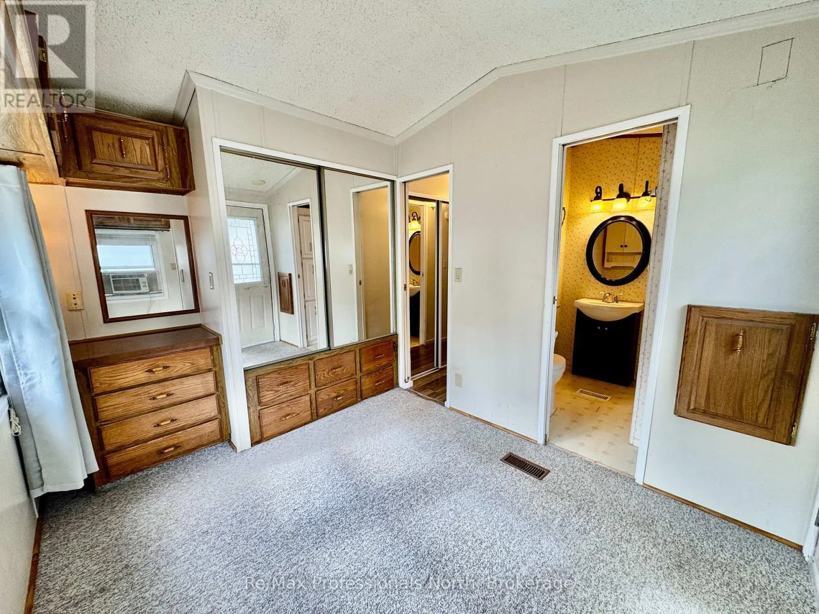 62 - 1007 RACOON ROAD, #62
