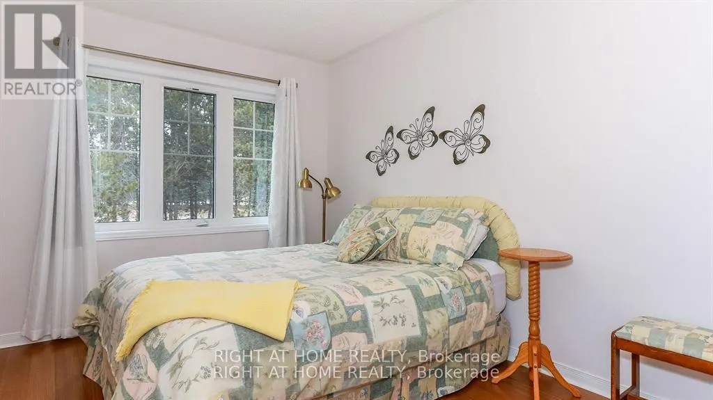 28 MASTERS CRESCENT