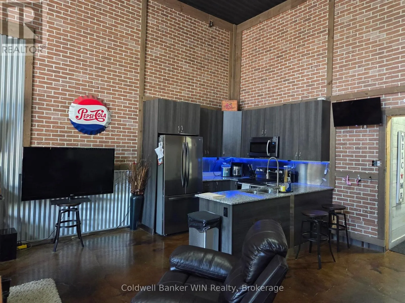 9103 HIGHWAY 6