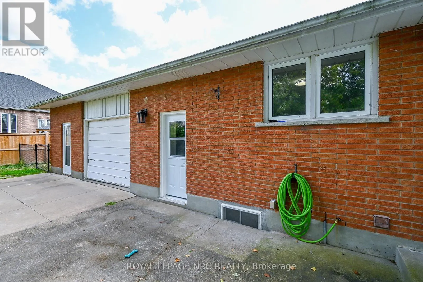 1151 GREEN ACRES DRIVE