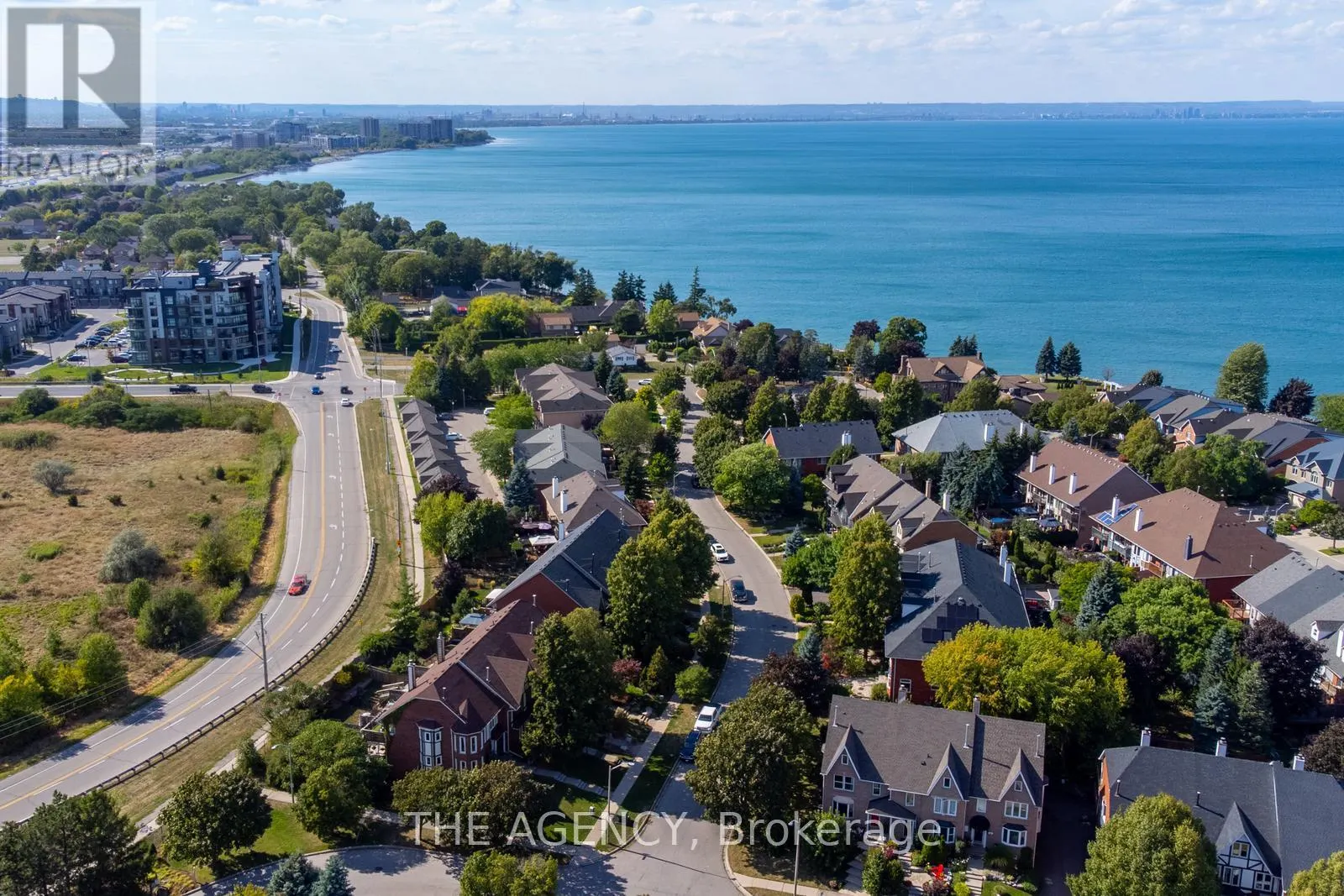 26 HARBOUR DRIVE