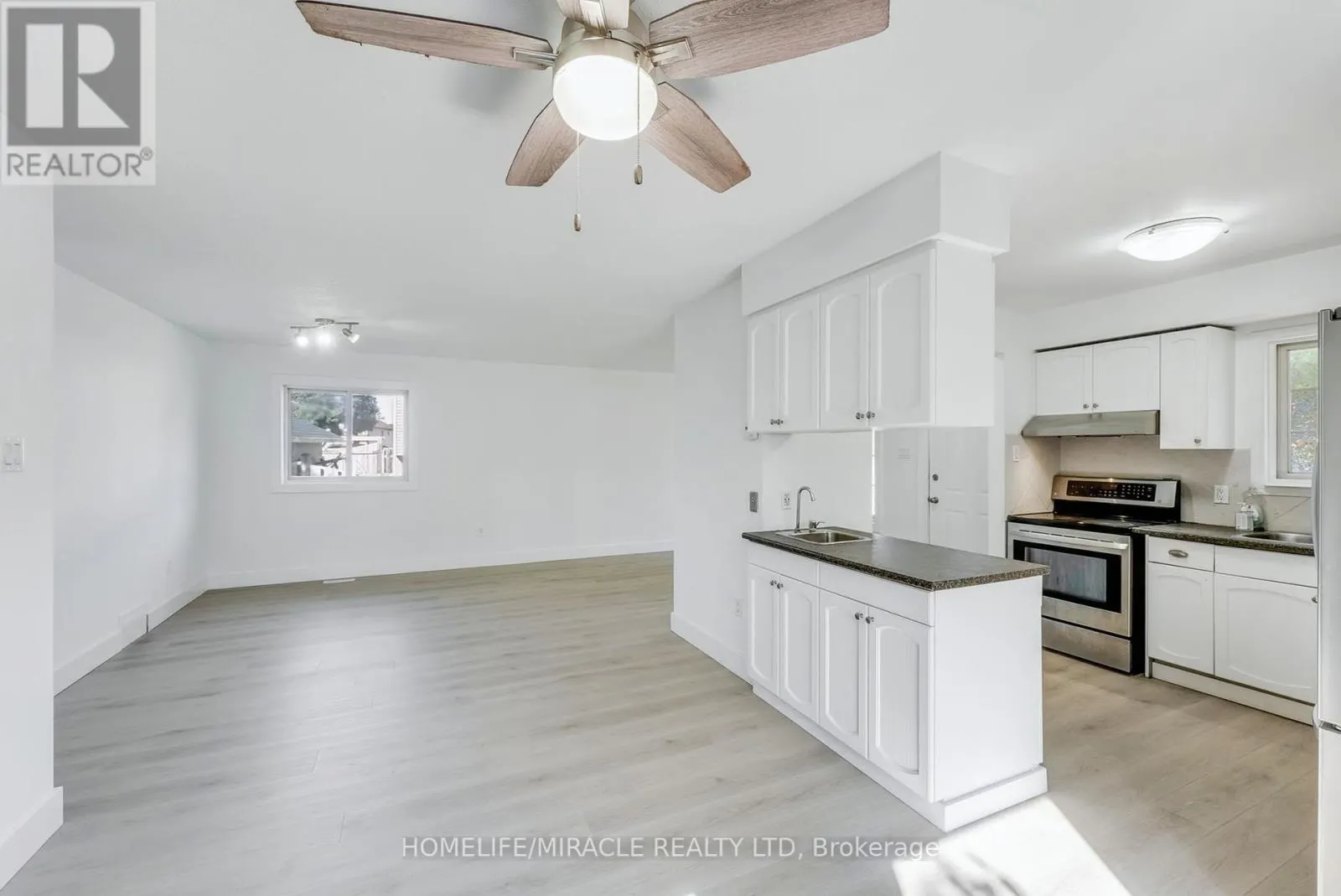 291 PORTSMOUTH CRESCENT E