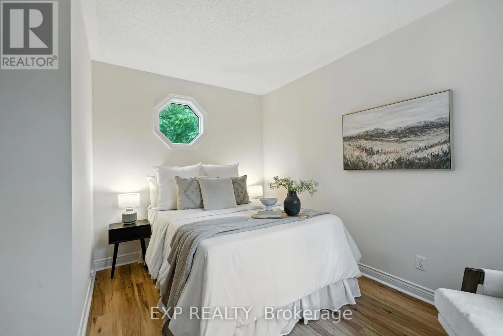 511 - 245 ELGIN STREET W, #511