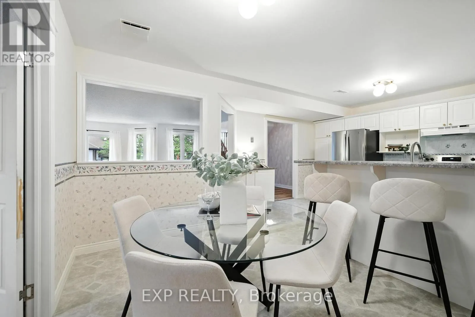 511 - 245 ELGIN STREET W, #511