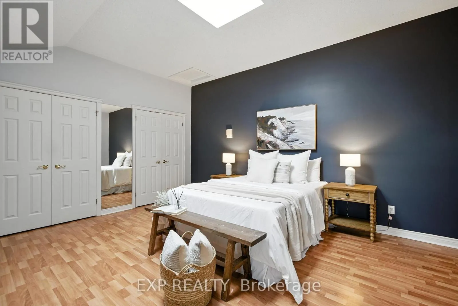 511 - 245 ELGIN STREET W, #511