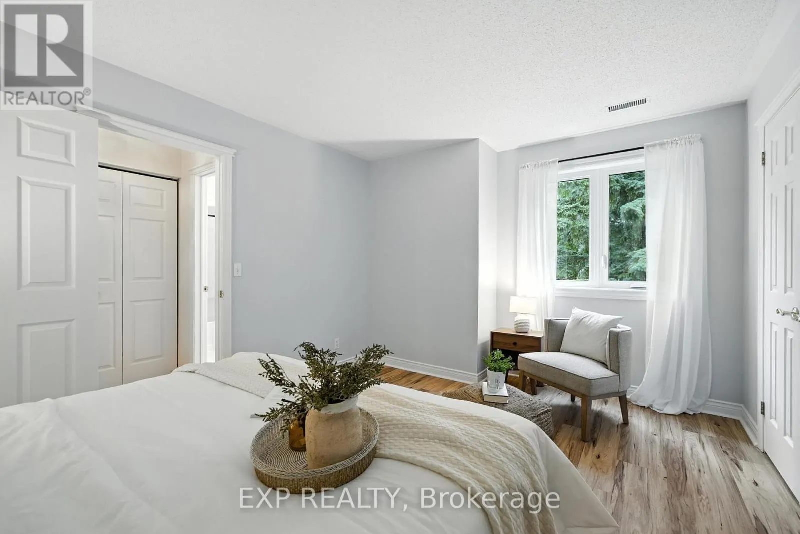 511 - 245 ELGIN STREET W, #511