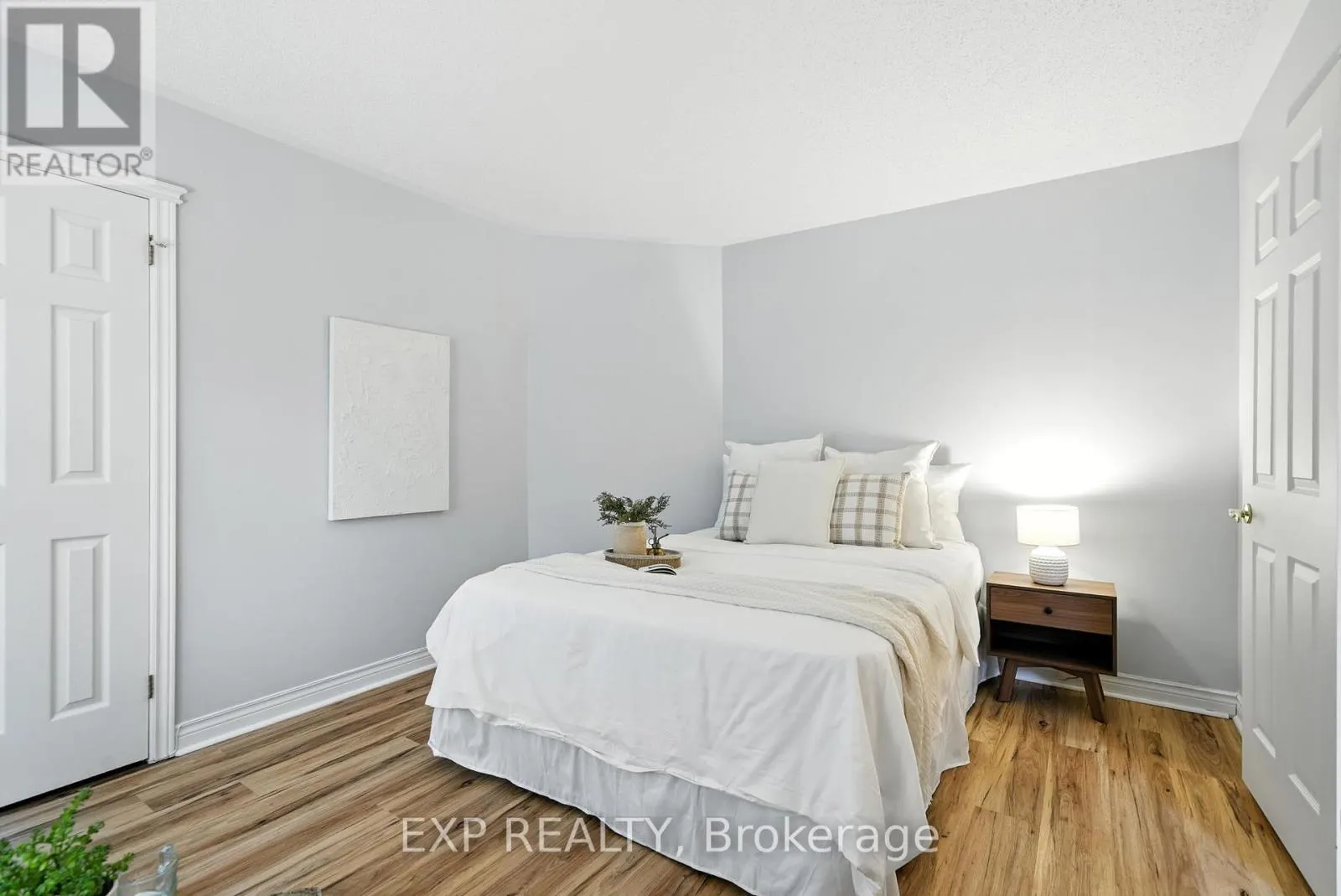 511 - 245 ELGIN STREET W, #511