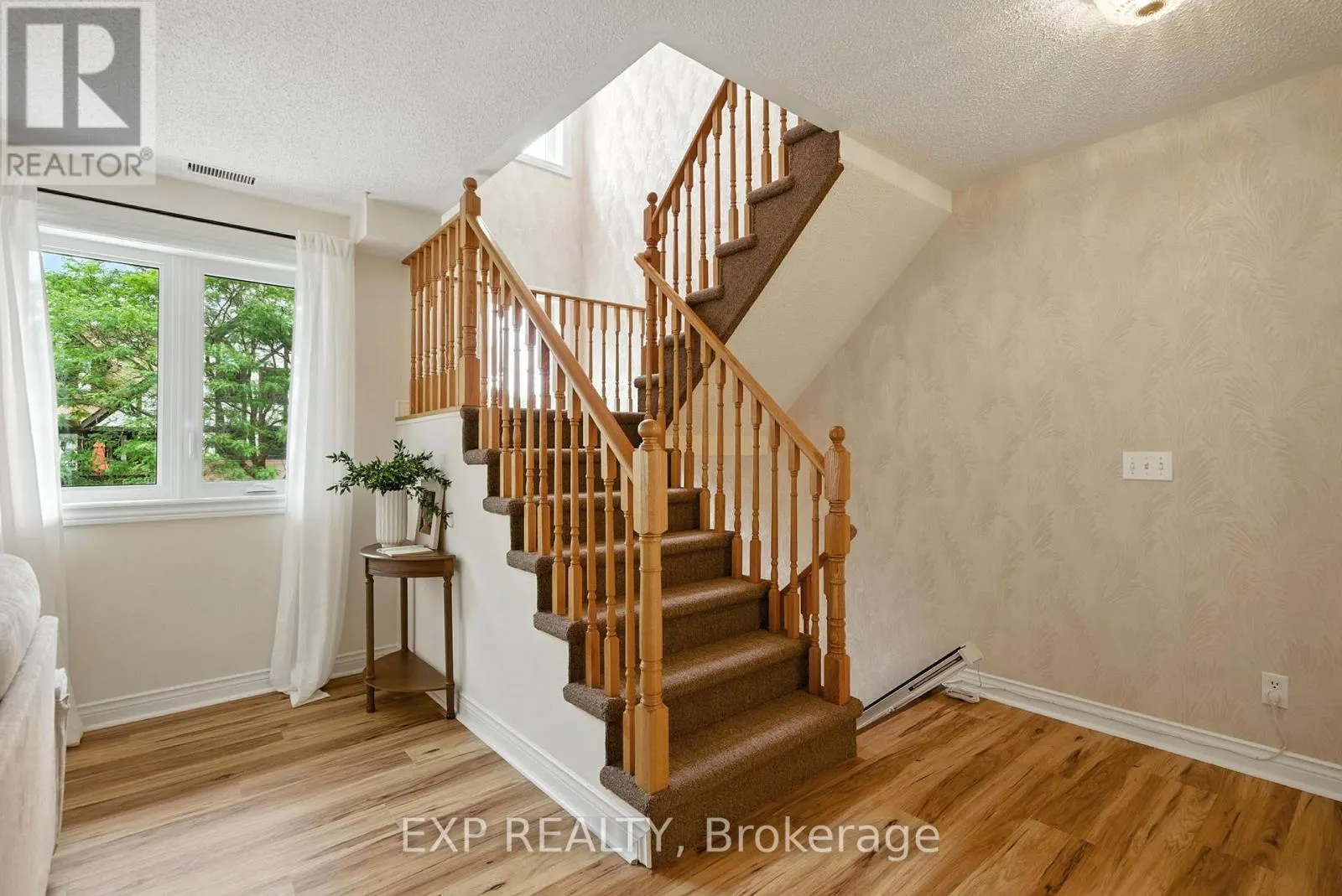 511 - 245 ELGIN STREET W, #511