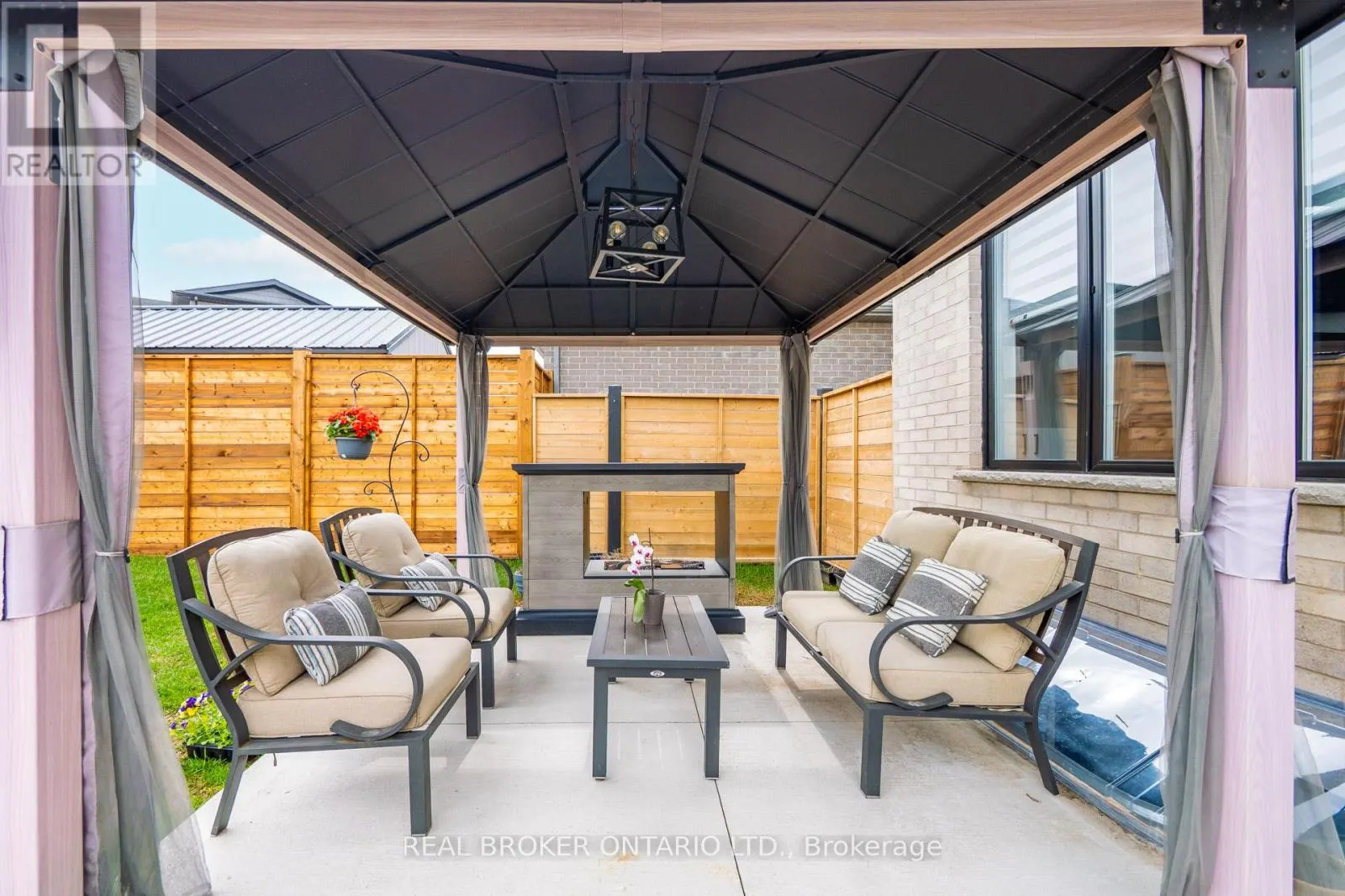 610 CONNERS DRIVE