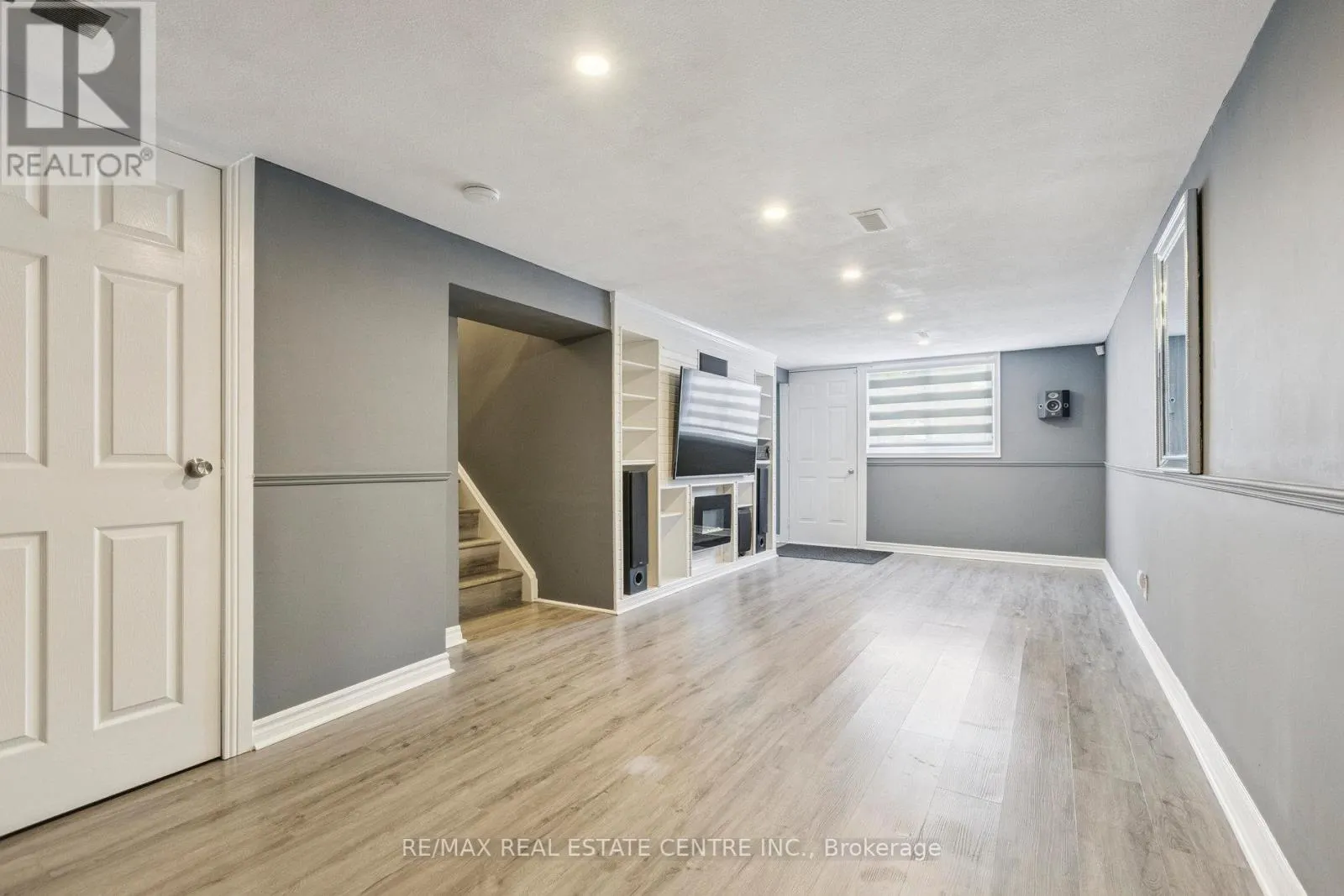 122 MOOREGATE CRESCENT