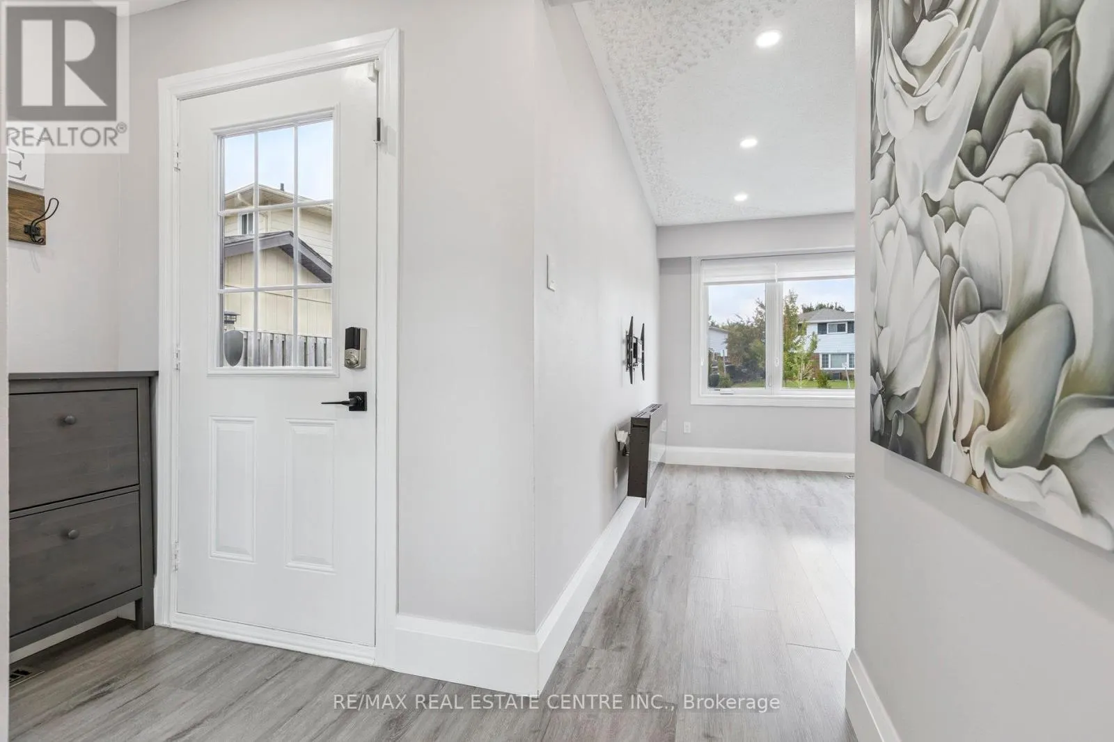 122 MOOREGATE CRESCENT