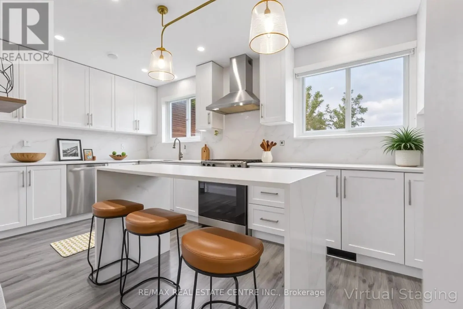 122 MOOREGATE CRESCENT