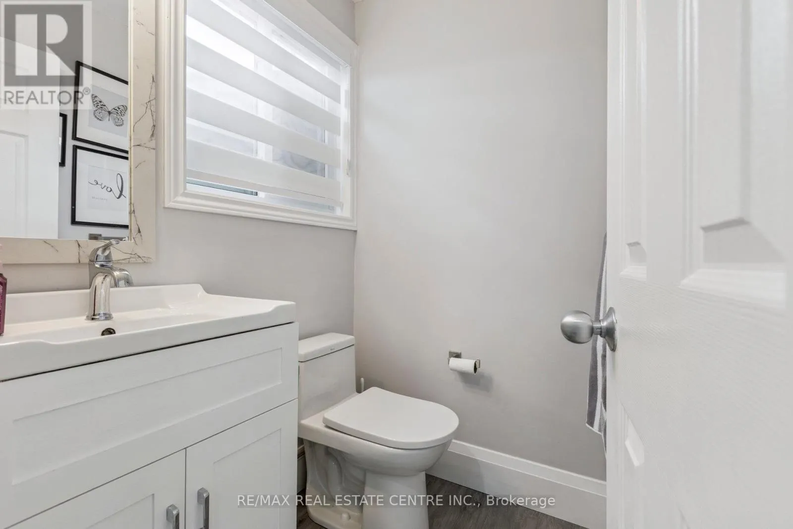 122 MOOREGATE CRESCENT