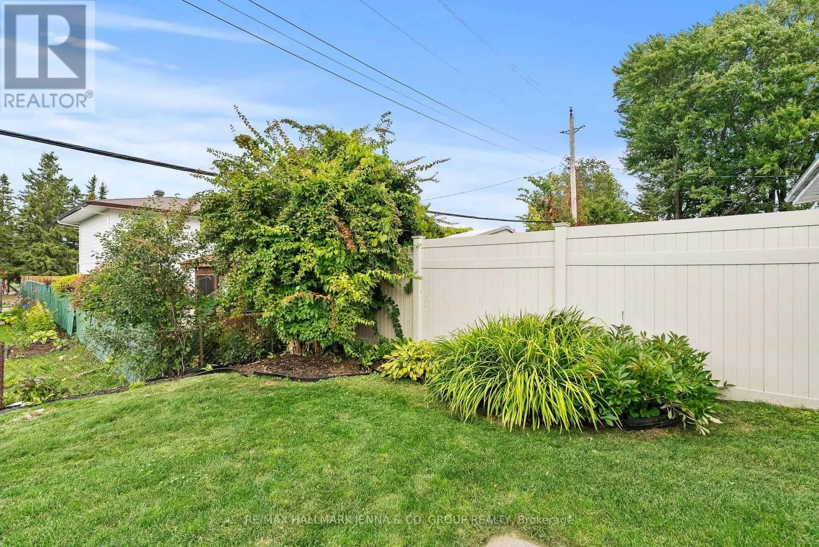 691 FIELDING DRIVE